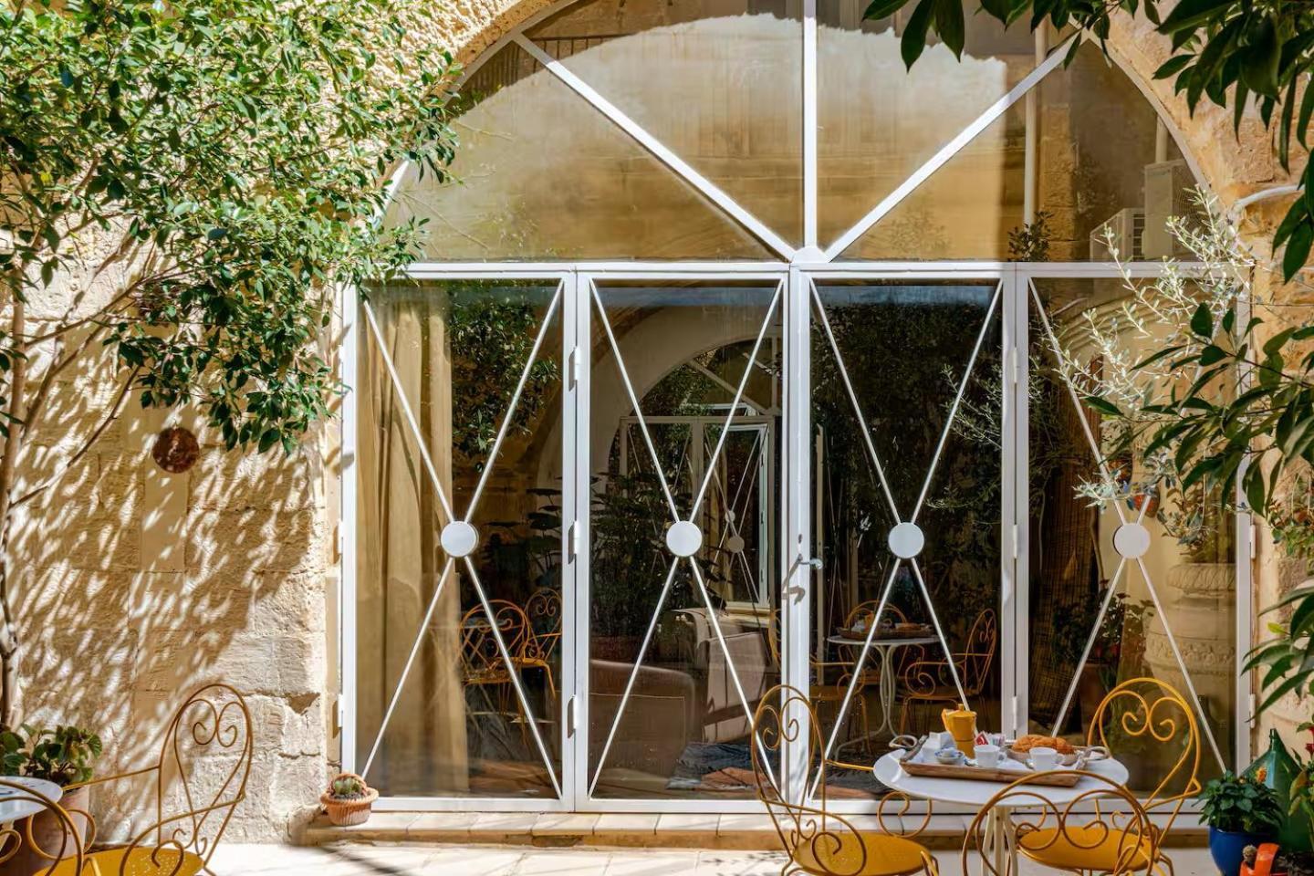 B&B Corte Dei Memoli Di Margiotta Giuseppina Lecce Exteriör bild